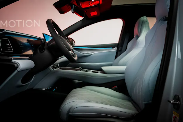 BYD Sealion 7 91,3 kWh Excellence AWD / Panoramadach / Head-Up Display / Sitzheizung & Lüftung