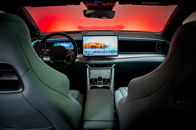 BYD Sealion 7 91,3 kWh Excellence AWD / Panoramadach / Head-Up Display / Sitzheizung & Lüftung