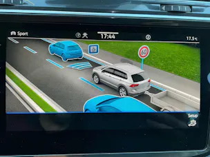 VW Tiguan Allspace R-Line 4Motion