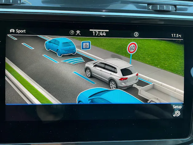 VW Tiguan Allspace R-Line 4Motion
