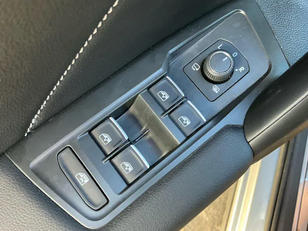 VW Tiguan Allspace R-Line 4Motion