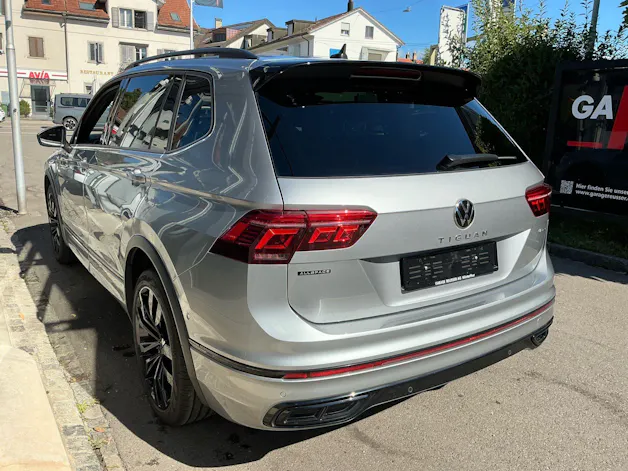 VW Tiguan Allspace R-Line 4Motion