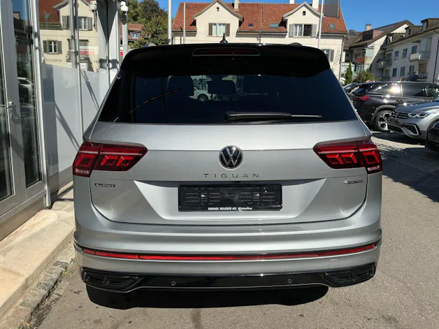 VW Tiguan Allspace R-Line 4Motion