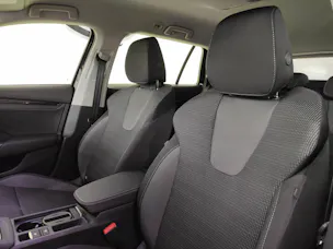 SKODA Octavia Combi 2.0 TSI Selection 4x4 DSG