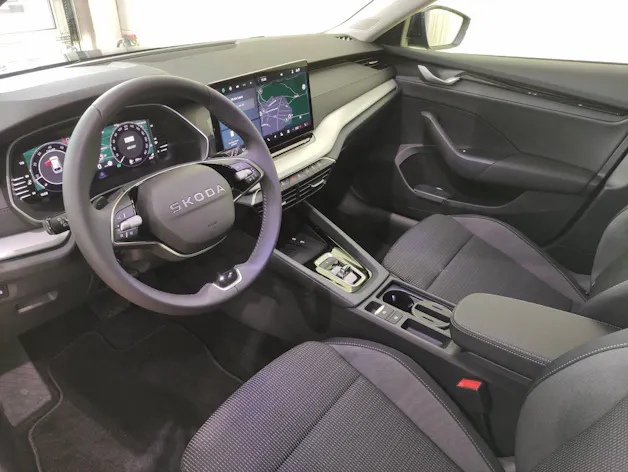 SKODA Octavia Combi 2.0 TSI Selection 4x4 DSG