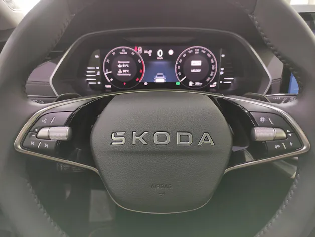 SKODA Octavia Combi 2.0 TSI Selection 4x4 DSG