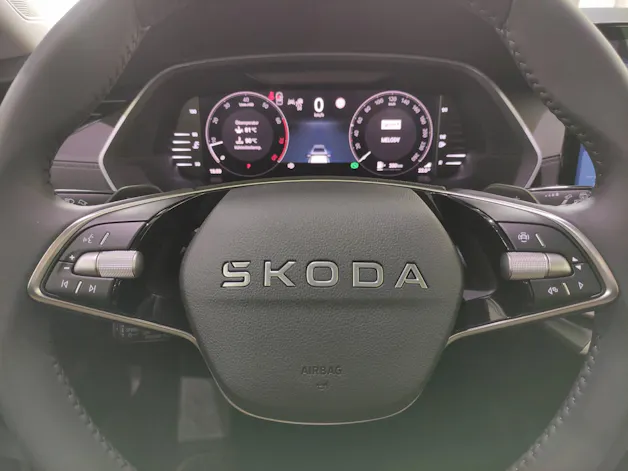 SKODA Octavia Combi 2.0 TSI Selection 4x4 DSG