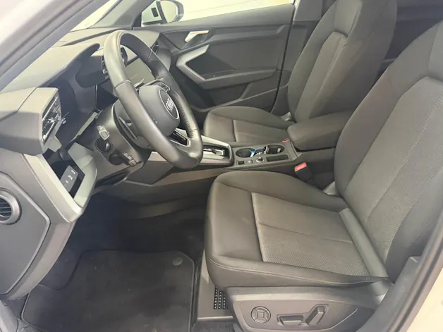 AUDI A3 Sportback 35 TFSI Attraction S-tronic