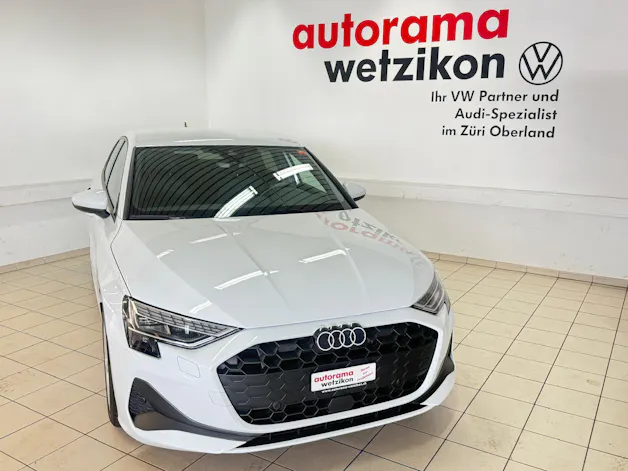 AUDI A3 Sportback 35 TFSI Attraction S-tronic