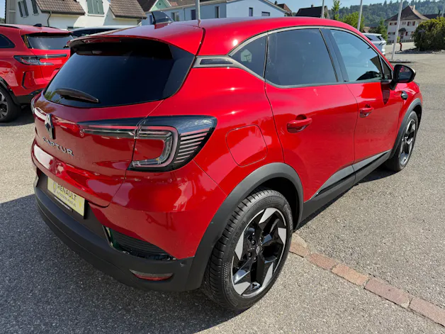 RENAULT Captur 1.3 TCe Techno