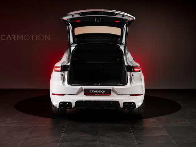 PORSCHE Cayenne Coupé 2.9 V6 S / CH-Fahrzeug / Sport Chrono / Panorama