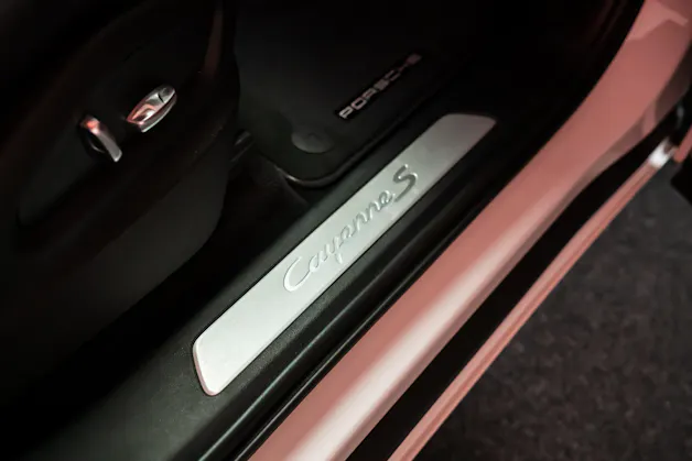 PORSCHE Cayenne Coupé 2.9 V6 S / CH-Fahrzeug / Sport Chrono / Panorama