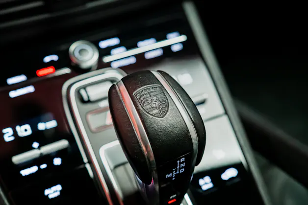 PORSCHE Cayenne Coupé 2.9 V6 S / CH-Fahrzeug / Sport Chrono / Panorama
