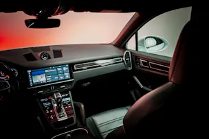 PORSCHE Cayenne Coupé 2.9 V6 S / CH-Fahrzeug / Sport Chrono / Panorama