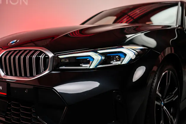 BMW 320d xDrive SAG M Sport / LCI / 360°Kamera / HeadUp / Leder