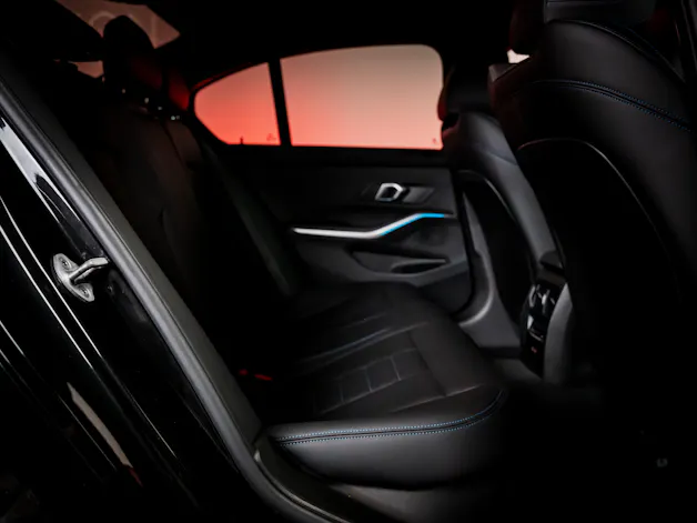 BMW 320d xDrive SAG M Sport / LCI / 360°Kamera / HeadUp / Leder