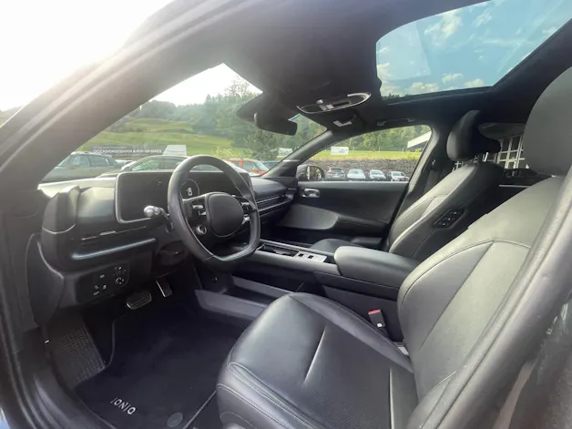 HYUNDAI Ioniq 6 77kWh Launch Edition 4WD
