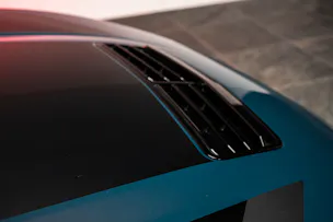 FORD Mustang Coupé 5.0 V8 Dark Horse / CH-Fahrzeug / Rückfahrkamera