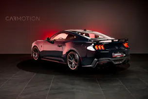FORD Mustang Coupé 5.0 V8 Dark Horse / CH-Fahrzeug / Rückfahrkamera