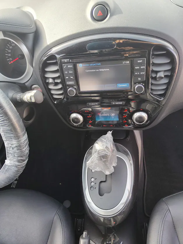 NISSAN Juke 1.6 DIG-T Swiss Edition 4x4 Xtronic M-CVT