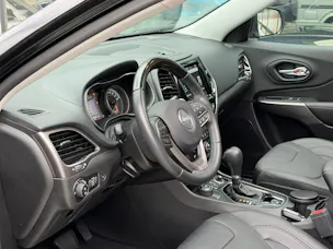 JEEP Cherokee 2.2MJ Overland AWD Drive II 9ATX