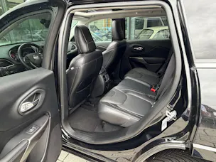 JEEP Cherokee 2.2MJ Overland AWD Drive II 9ATX