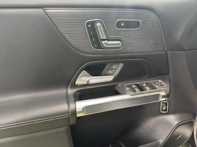 MERCEDES-BENZ GLB 200 d 4M 8G-Tronic