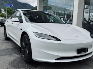 Tesla Model 3 Long Range Dual Motor AWD