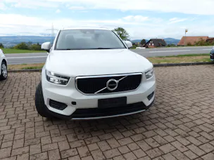 VOLVO XC40 T3 Momentum