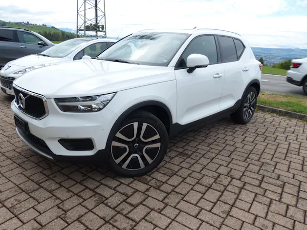 VOLVO XC40 T3 Momentum