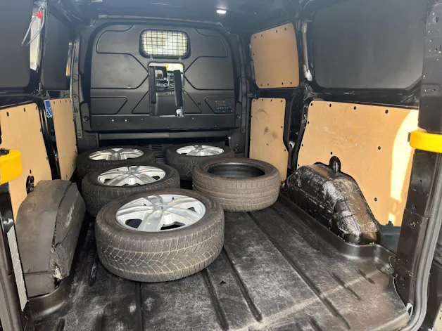 FORD Transit Custom Van 290 L1H1 Sport A