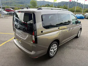 FORD Grand Tourneo Connect 1.5 PHEV Titanium Automat