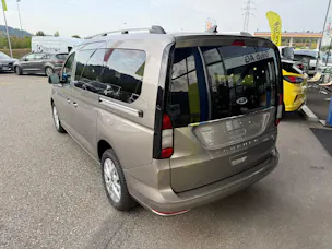 FORD Grand Tourneo Connect 1.5 PHEV Titanium Automat
