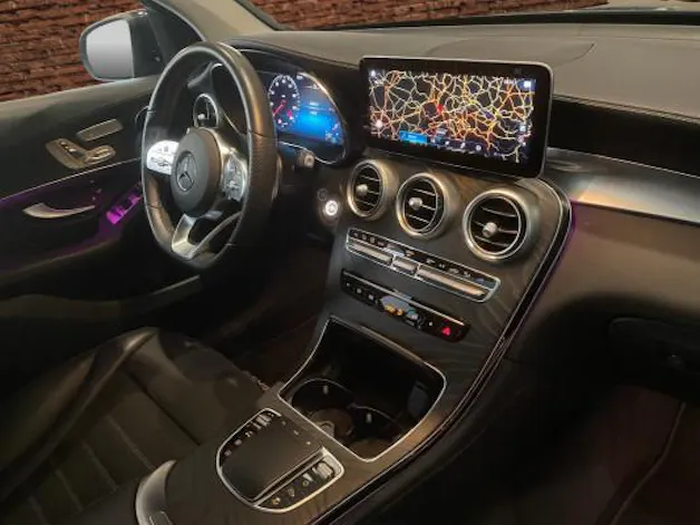 MERCEDES-BENZ GLC 220 d 4M 9G-Tronic