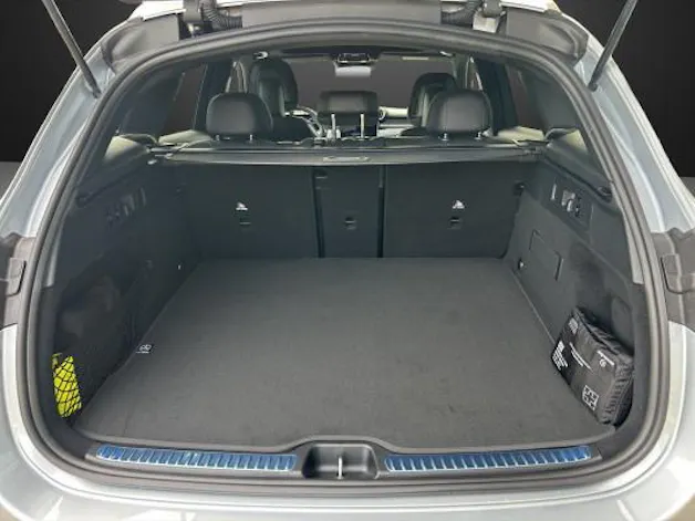 MERCEDES-BENZ GLC 220 d 4M 9G-Tronic