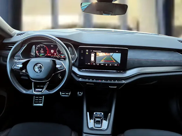 SKODA Octavia Combi 2.0 TDI DSG RS 4x4 Brilliant Silber Metallic
