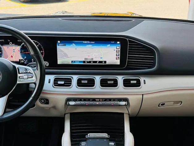 MERCEDES-BENZ GLE 300 d 4Matic 9G-Tronic 7-Plätzer