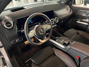 MERCEDES-BENZ EQA 350 4Matic Swiss Star