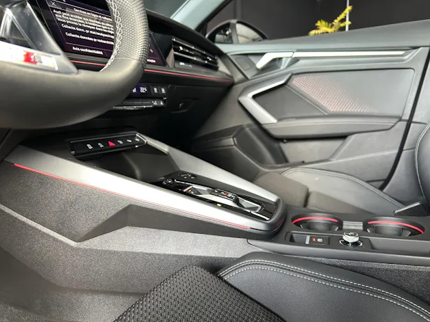 AUDI A3 Sportback 35 TFSI S line Attraction S-tronic