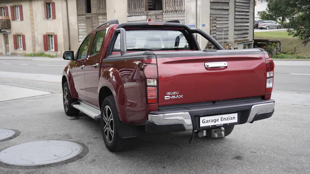 ISUZU D-MAX 1.9 Crew Cab Solar 4x4 A