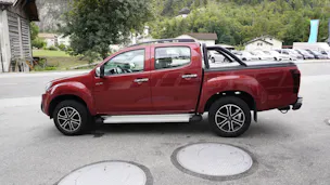 ISUZU D-MAX 1.9 Crew Cab Solar 4x4 A