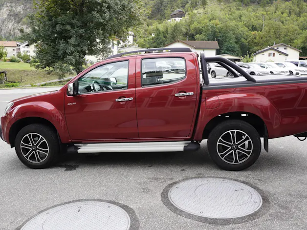 ISUZU D-MAX 1.9 Crew Cab Solar 4x4 A