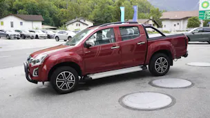 ISUZU D-MAX 1.9 Crew Cab Solar 4x4 A