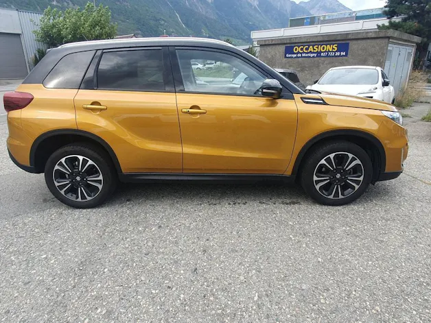 Suzuki Vitara 1.4 Boosterjet Compact + Automatic