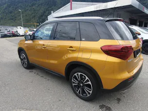 Suzuki Vitara 1.4 Boosterjet Compact + Automatic