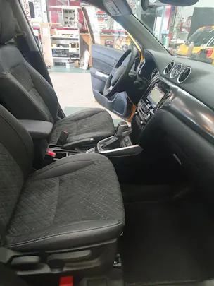 Suzuki Vitara 1.4 Boosterjet Compact + Automatic