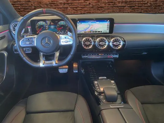 MERCEDES-BENZ A 35 AMG 4Matic
