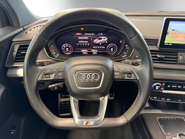 AUDI Q5 3.0 TDI sport quattro