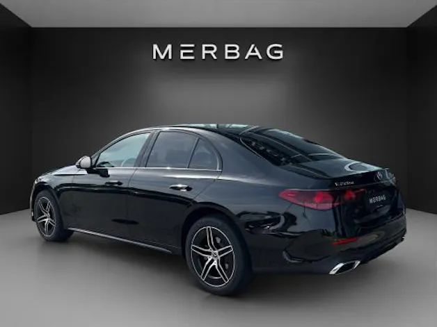 MERCEDES-BENZ E 220 d 4Matic