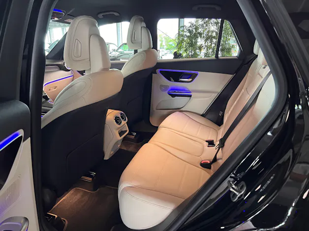 MERCEDES-BENZ GLC 300 e 4Matic 9G-Tronic